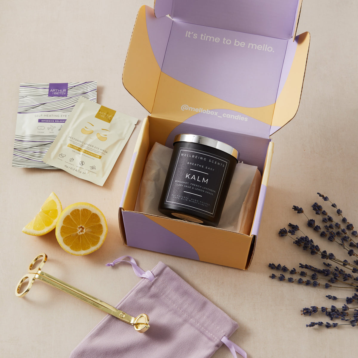 What candle do you buy someone when you don't know their taste?